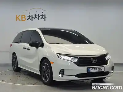 Honda Odyssey 2022 3.5 Автомат в Москве № 170700, миниатюра 3