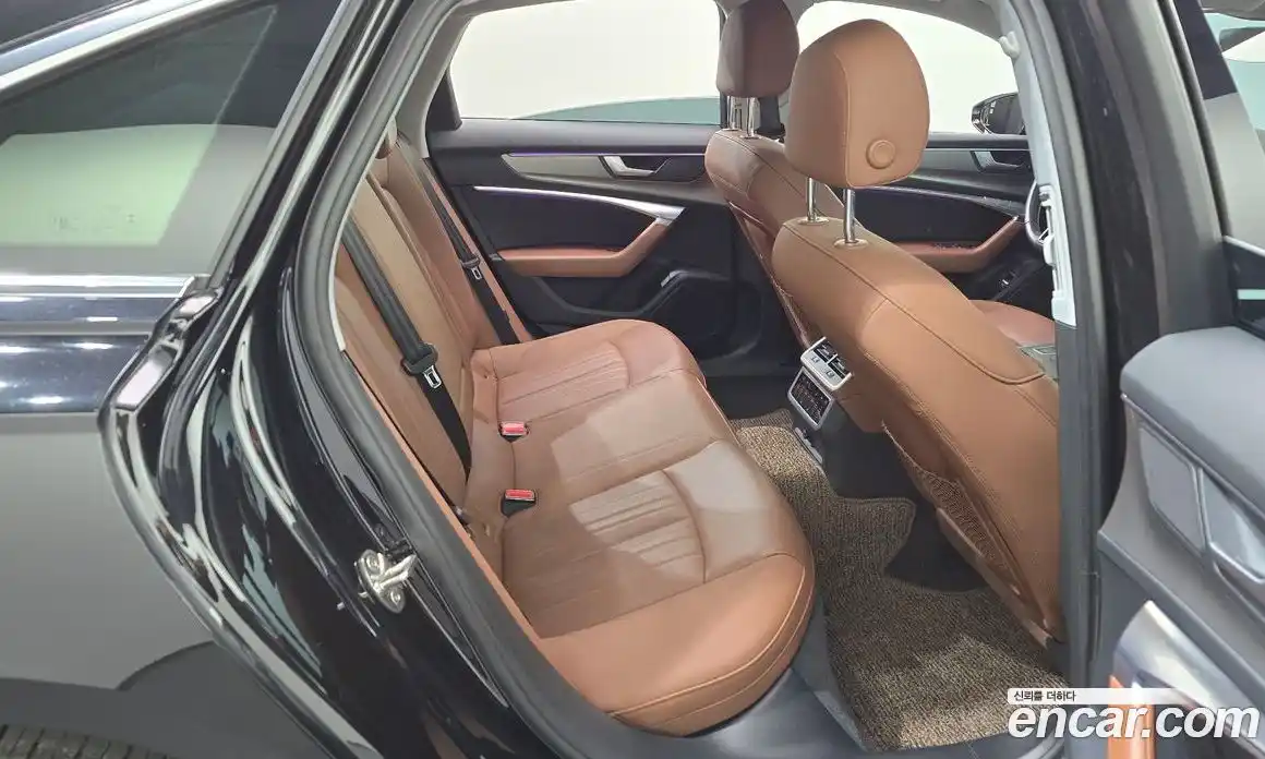 Audi A6 2021 2.0 Автомат в Москве № 171221, фото 12