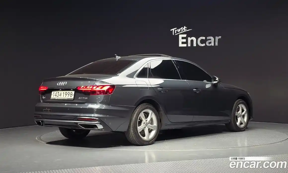 Audi A4 2020 2.0 Автомат в Москве № 171771, фото 3