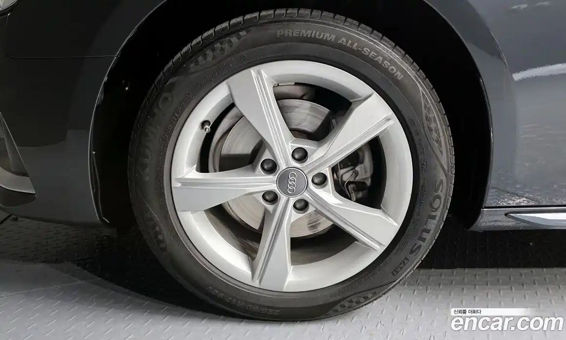 Audi A4 2020 2.0 Автомат в Москве № 171771, фото 4