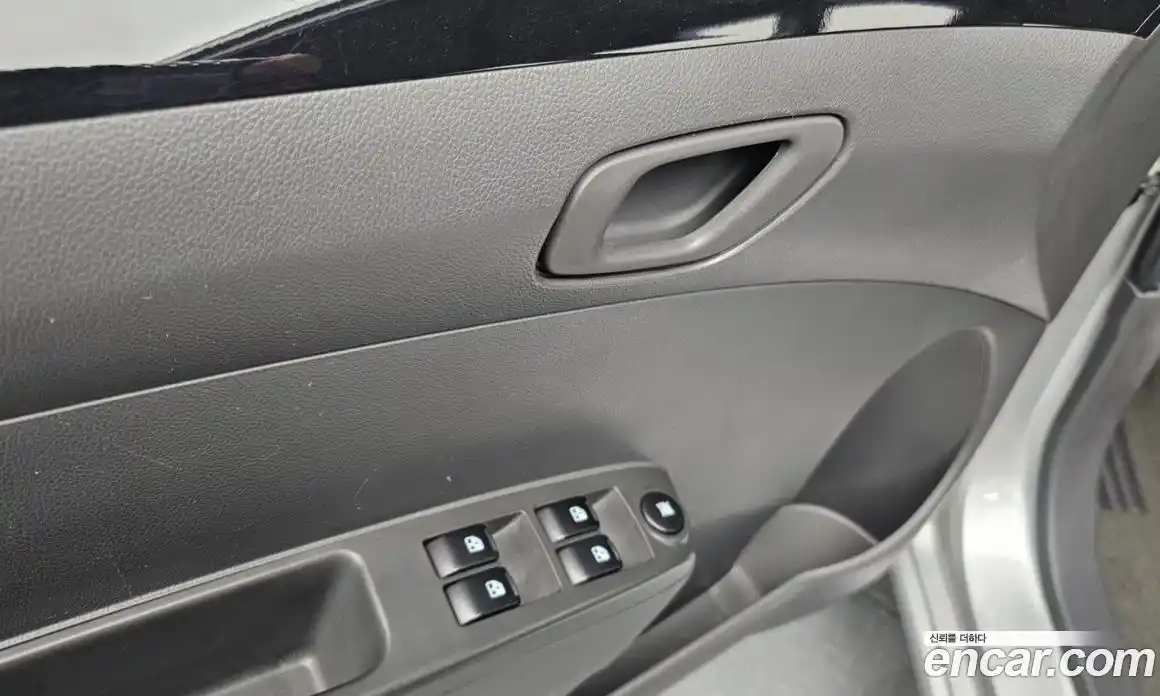 Chevrolet Spark 2012 1.0 Автомат в Москве № 171982, фото 17