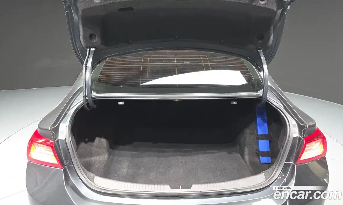 Chevrolet Malibu 2017 2.0 Автомат в Москве № 174972, фото 10