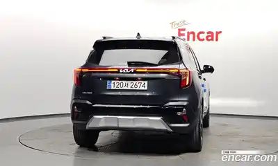 Kia Seltos 2024 1.6 Автомат в Москве № 17517, миниатюра 4