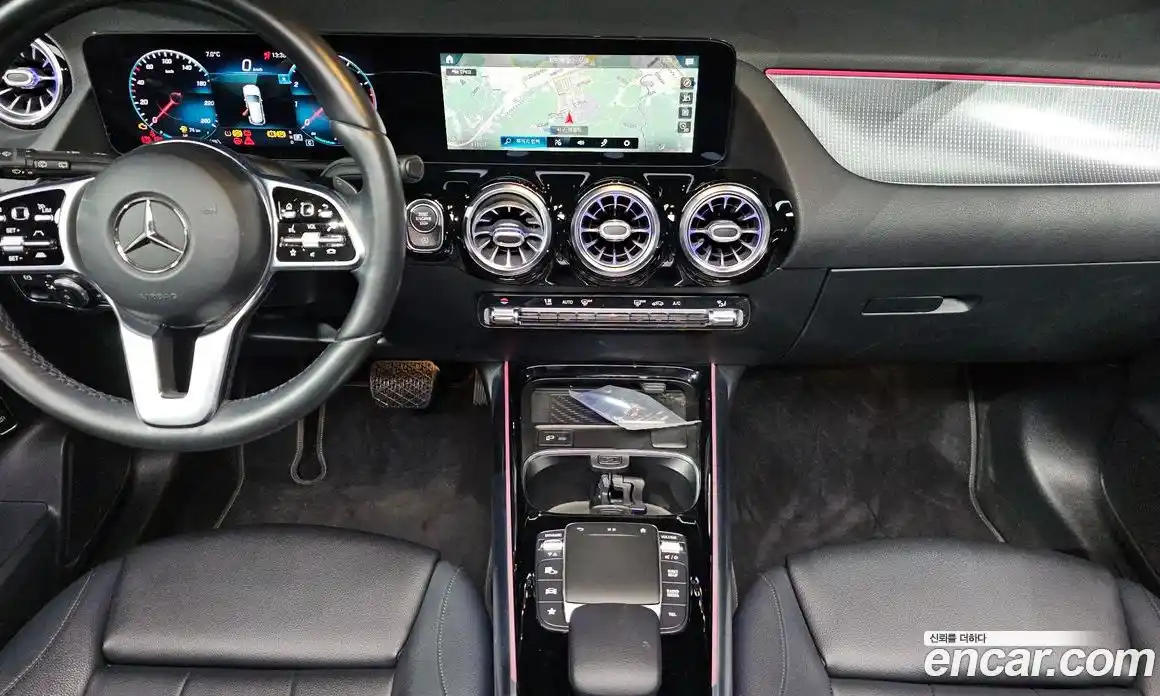 Mercedes-Benz GLA-Class 2021 2.0 Автомат в Москве № 179034, фото 14