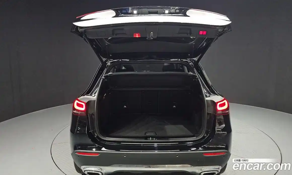 Mercedes-Benz GLA-Class 2021 2.0 Автомат в Москве № 179034, фото 20