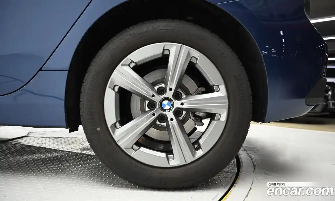 BMW 2-Series 2025 2.0 Автомат в Москве № 187000, фото 5