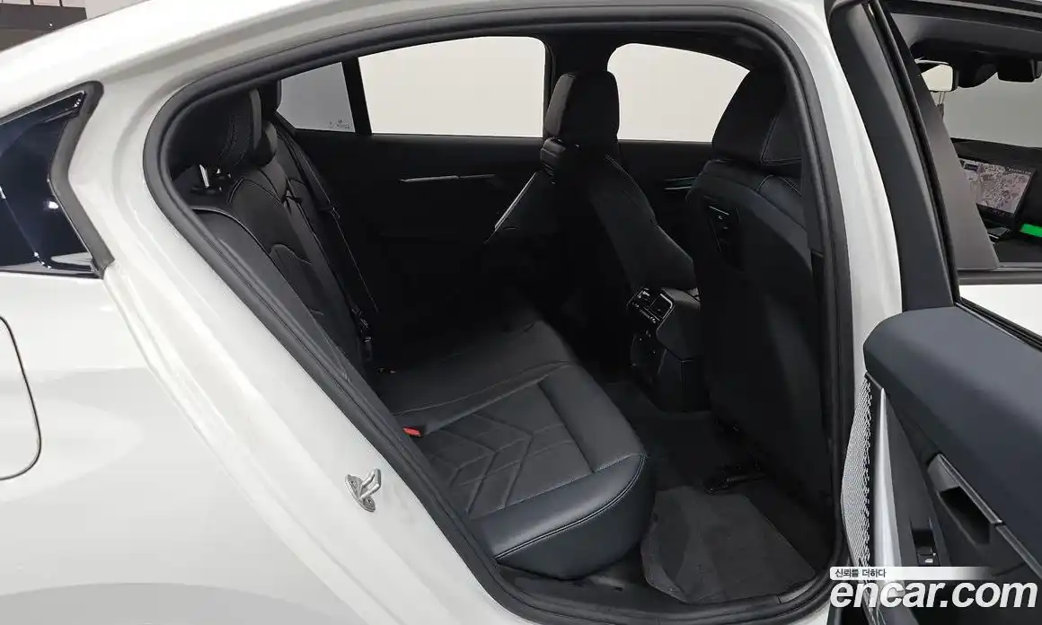 BMW 5-Series 2025 2.0 Автомат в Москве № 188421, фото 7