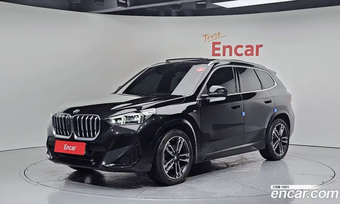 BMW X1 2024 2.0 Автомат в Москве № 189739, фото 1