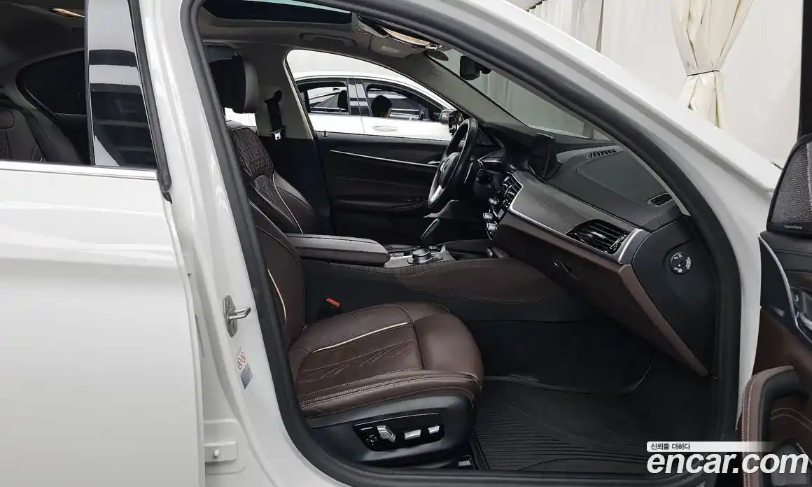 BMW 5-Series 2020 2.0 Автомат в Москве № 191371, фото 3