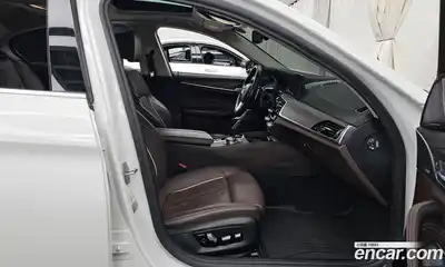 BMW 5-Series 2020 2.0 Автомат в Москве № 191371, миниатюра 3