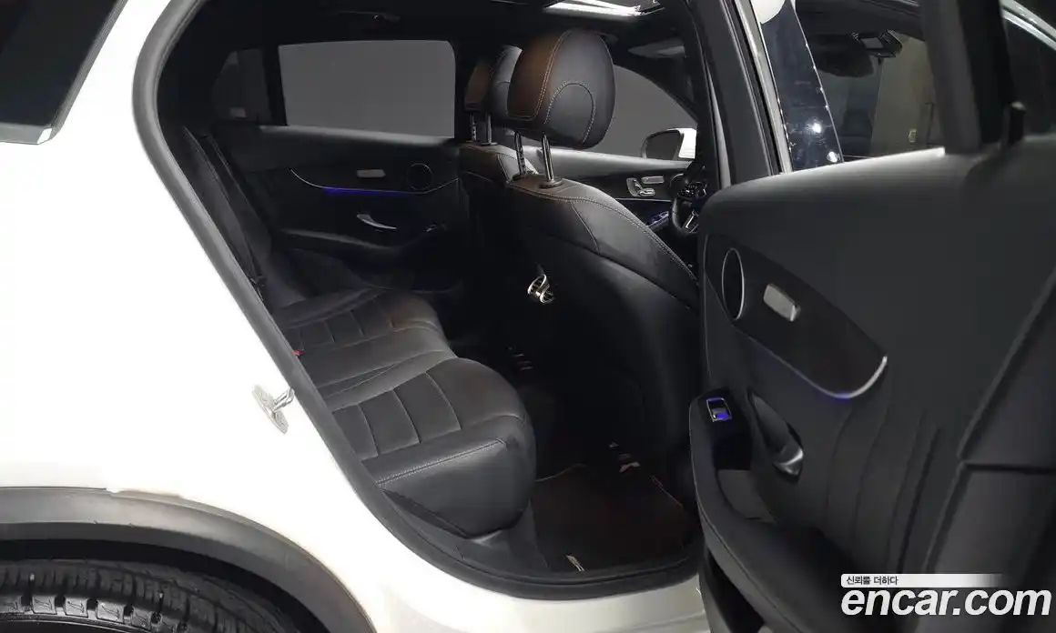 Mercedes-Benz GLC-Class 2020 2.0 Автомат в Москве № 194435, фото 2