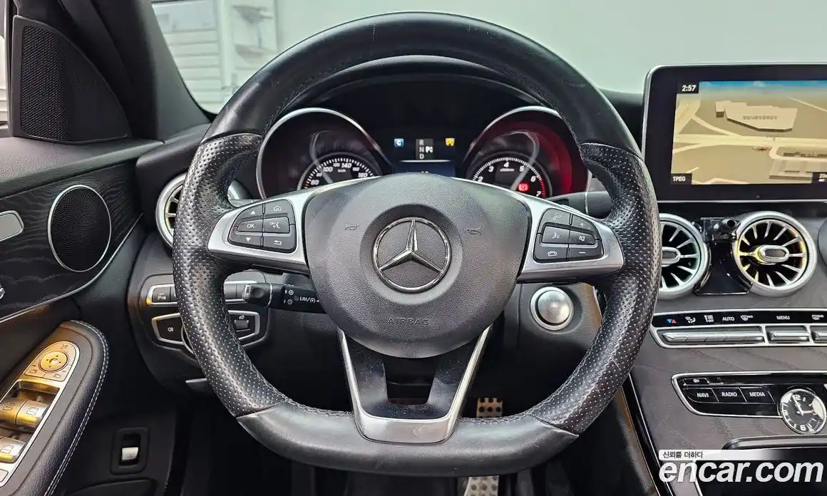 Mercedes-Benz C-Class 2017 2.0 Автомат в Москве № 194795, фото 20