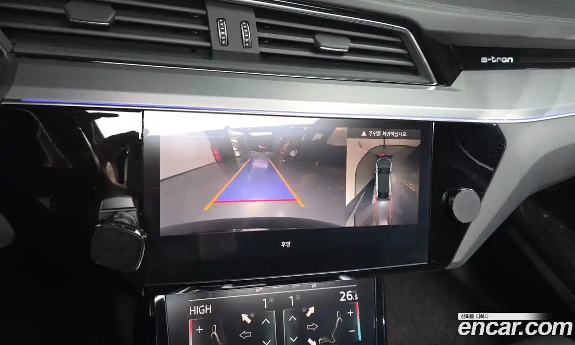 Audi e-tron 2021 0.2 Автомат в Москве № 196640, фото 15