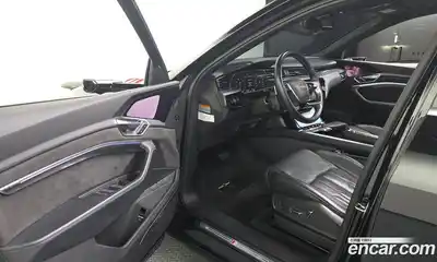 Audi e-tron 2021 0.2 Автомат в Москве № 196640, миниатюра 10