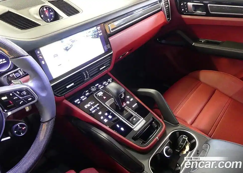 Porsche Cayenne 2023 3.0 Автомат в Москве № 197838, фото 13