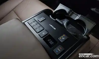 Lexus ES 2023 2.5 Автомат в Москве № 198828, миниатюра 2
