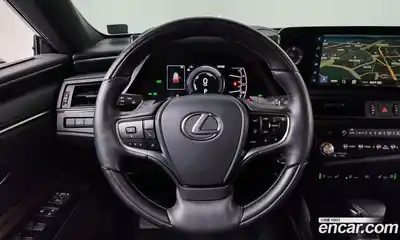 Lexus ES 2023 2.5 Автомат в Москве № 198828, миниатюра 10