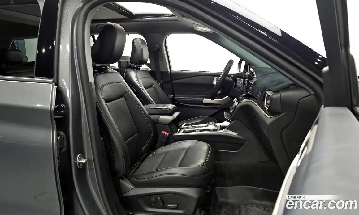 Ford Explorer 2021 2.3 Автомат в Москве № 199751, фото 17