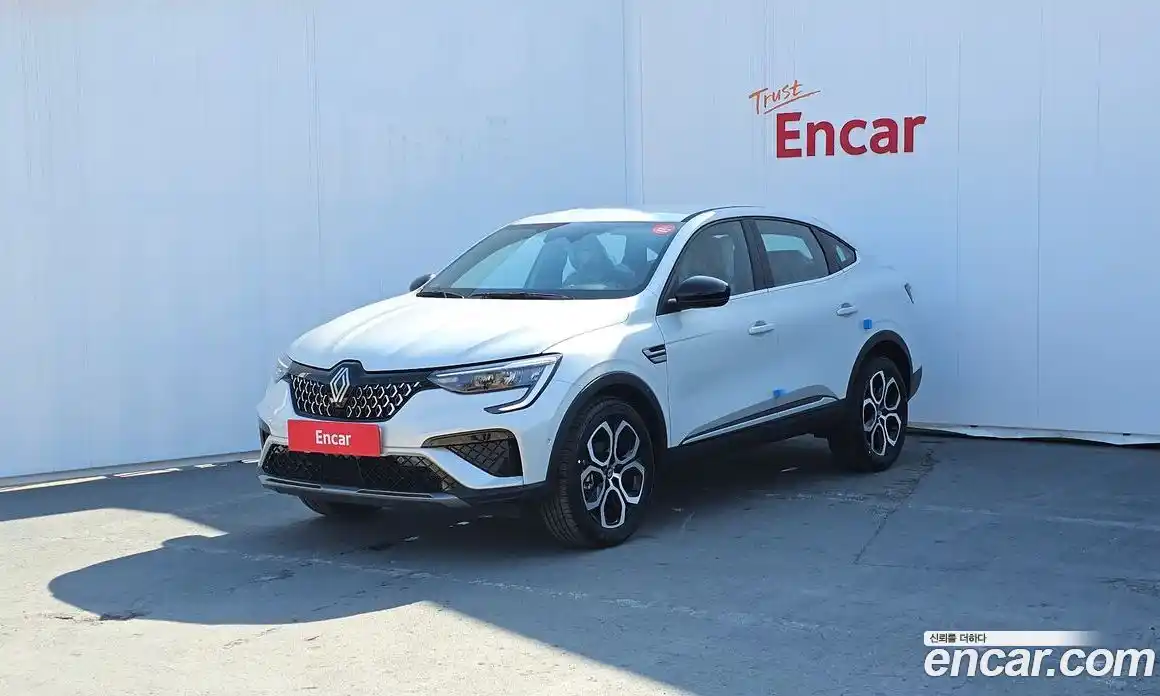 Renault Arkana 2026 1.6 Автомат в Москве № 203884, фото 1