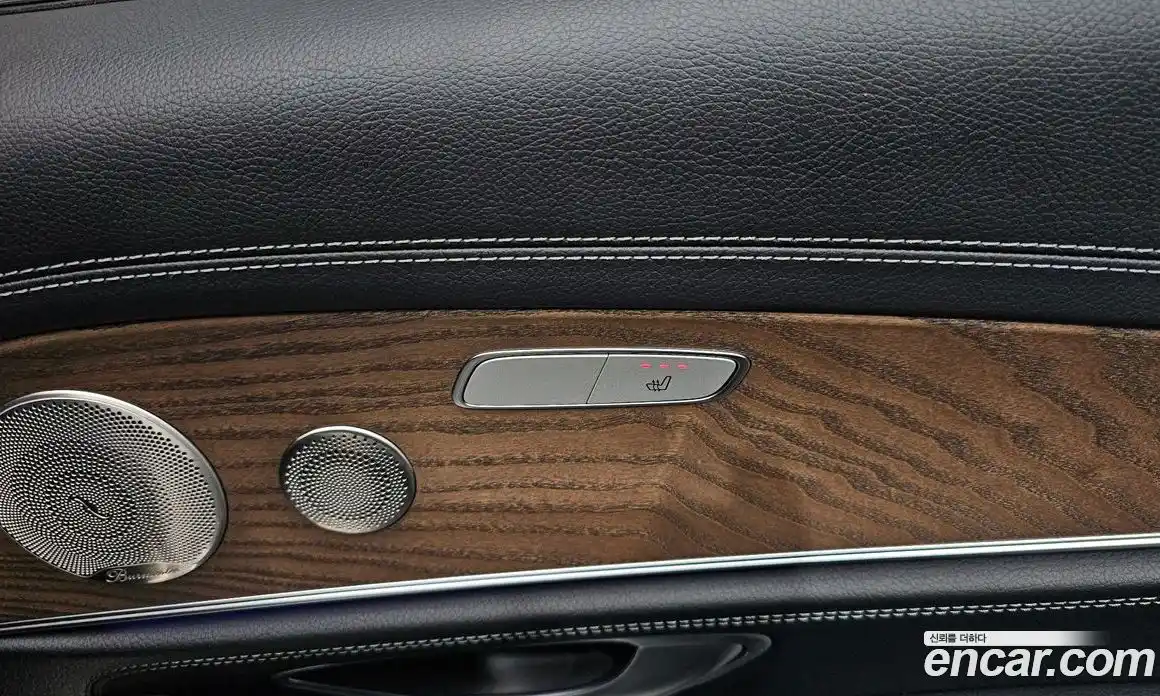 Mercedes-Benz E-Class 2023 2.0 Автомат в Москве № 205162, фото 18