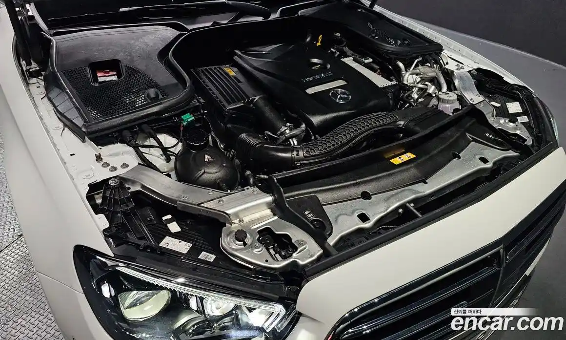 Mercedes-Benz E-Class 2023 2.0 Автомат в Москве № 205162, фото 6