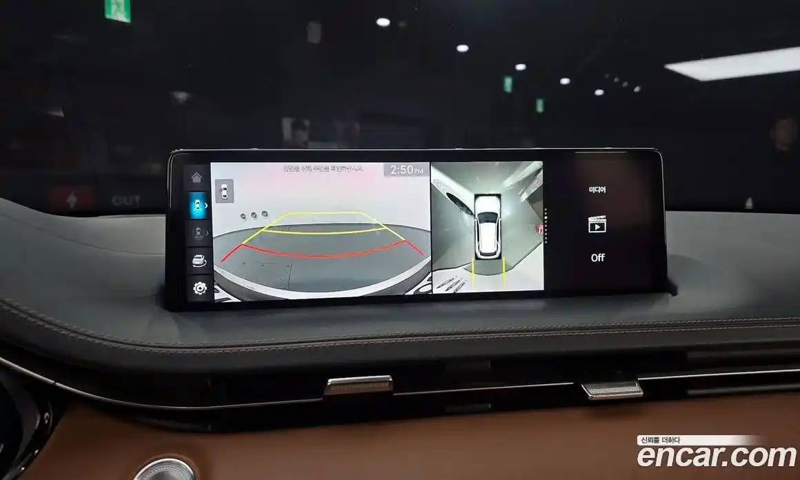 Genesis GV70 2021 2.5 Автомат в Москве № 206363, фото 17