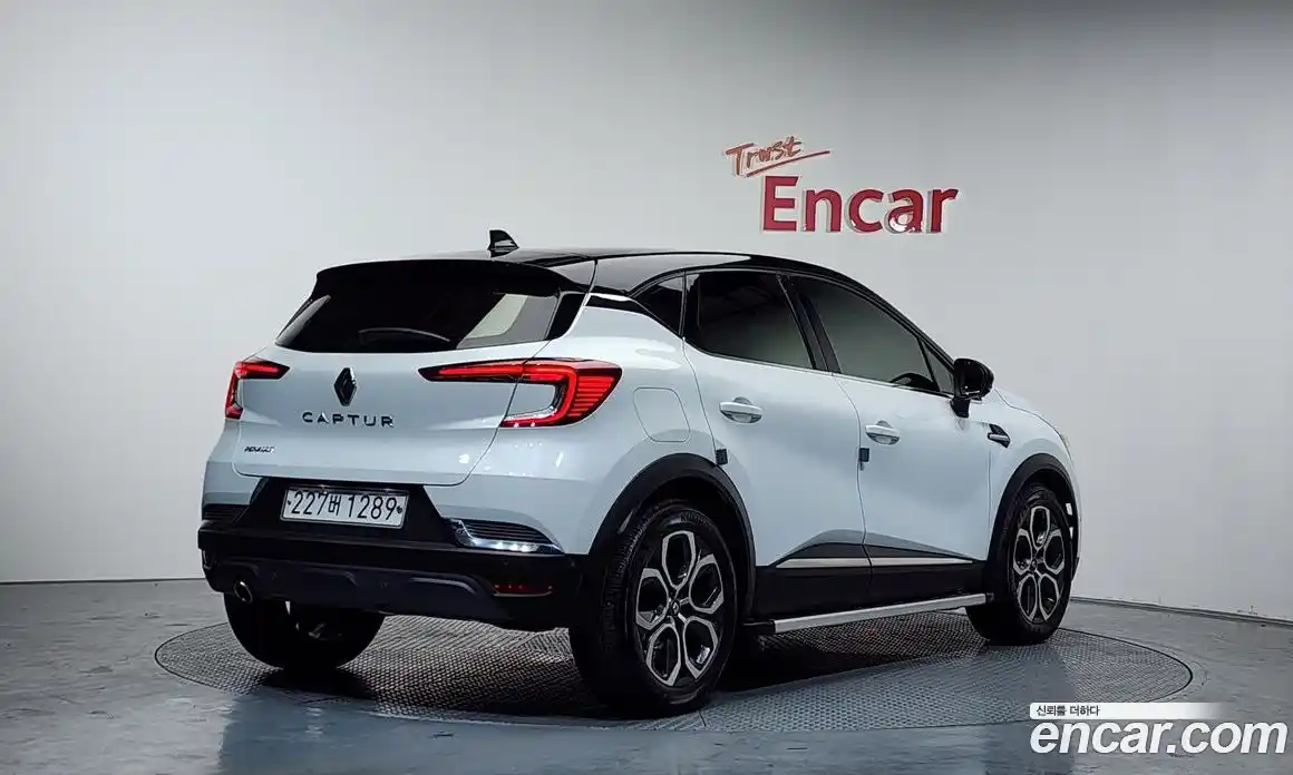 Renault Captur 2020 1.3 Автомат в Москве № 206710, фото 5