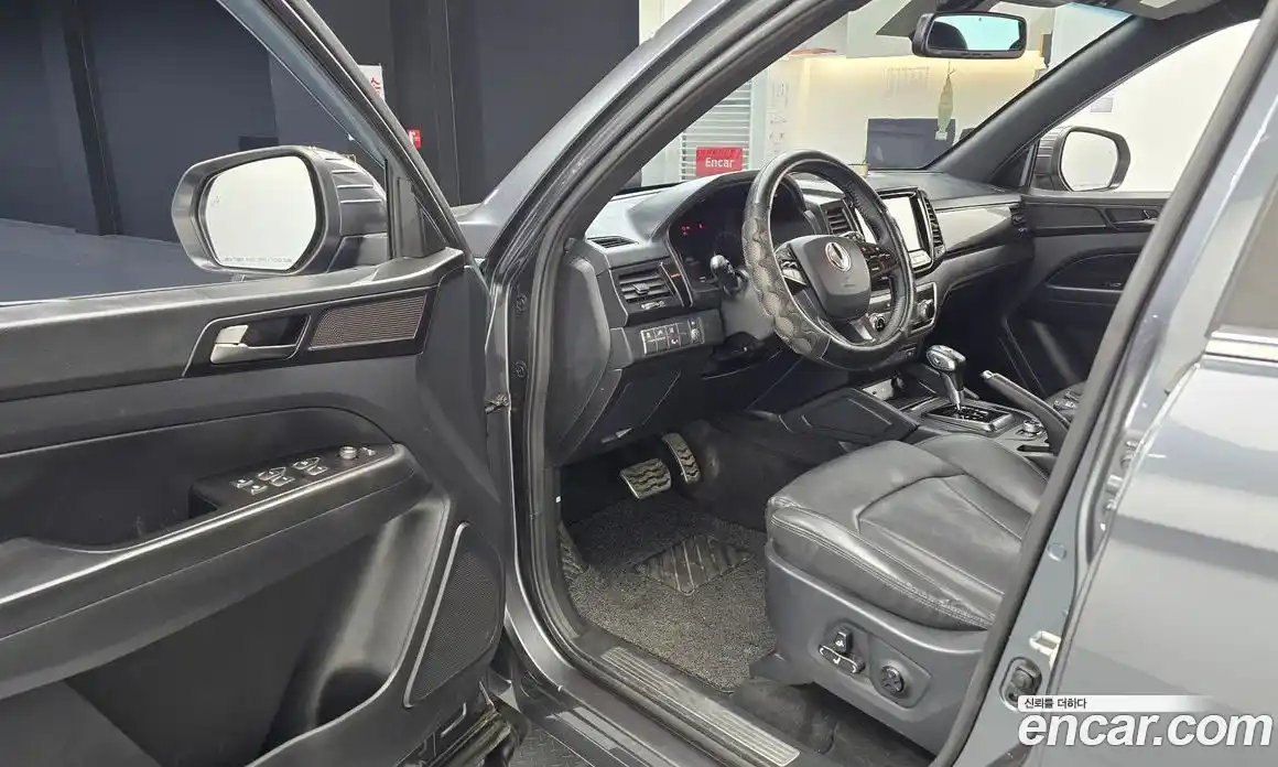 SsangYong Rexton 2021 2.2 Автомат в Москве № 2070, фото 1