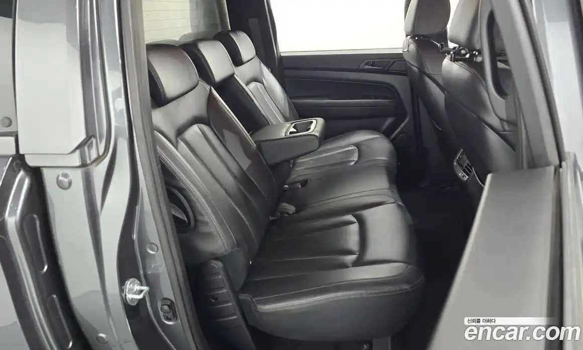 SsangYong Rexton 2021 2.2 Автомат в Москве № 2070, фото 11