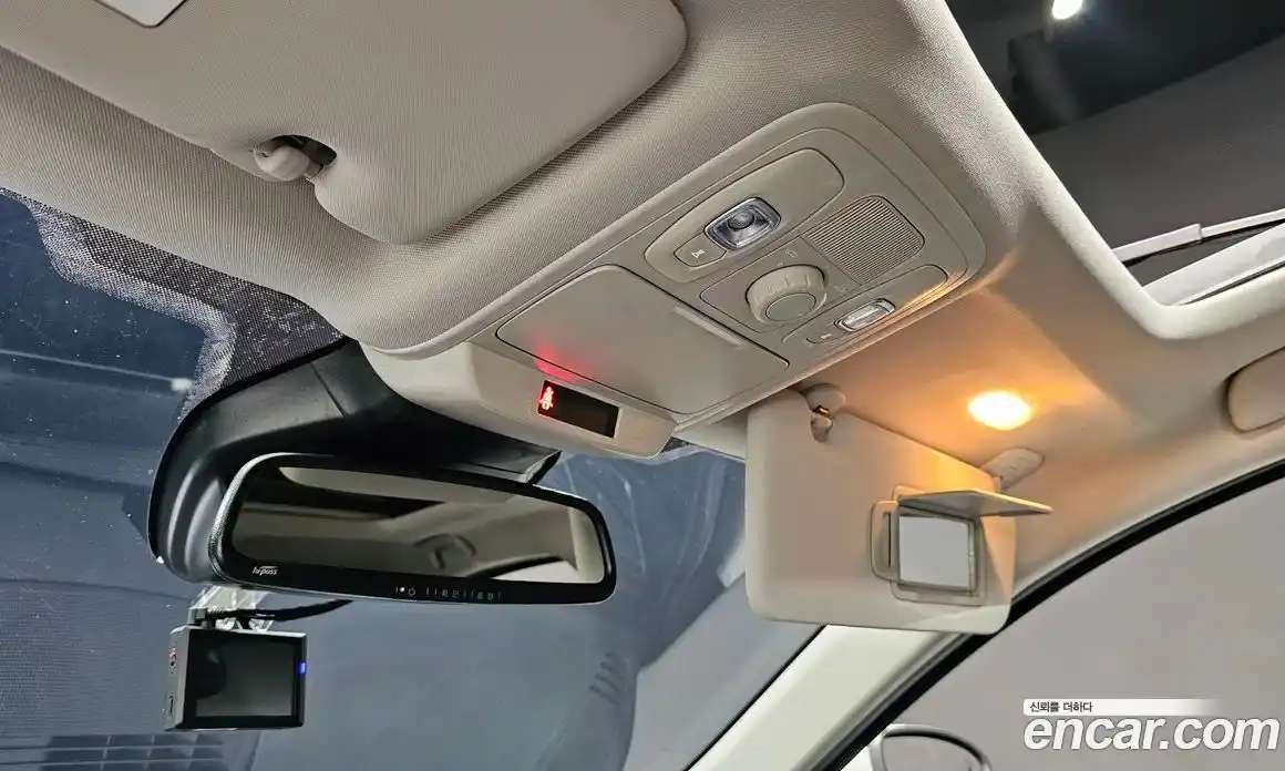 Renault SM6 2016 1.5 Автомат в Москве № 208983, фото 17