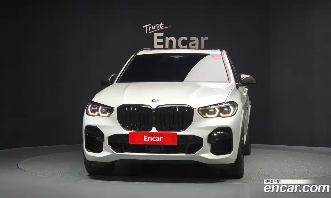 BMW X5 2022 4.4 Автомат в Москве № 211341, фото 13