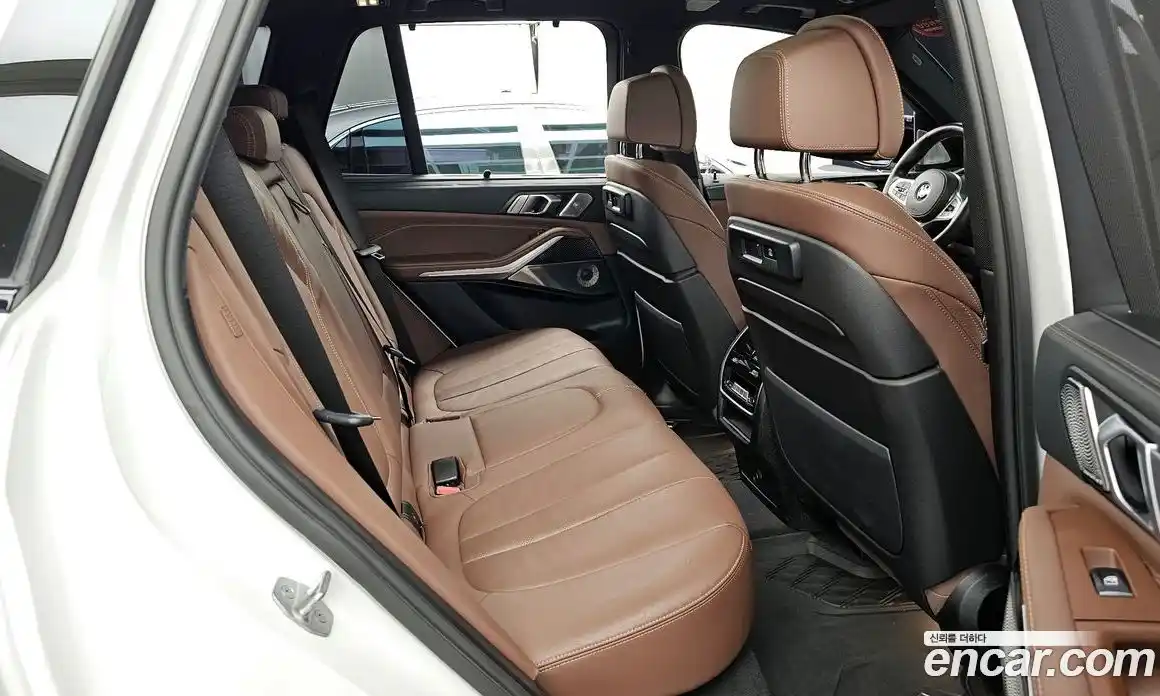 BMW X5 2022 4.4 Автомат в Москве № 211341, фото 15