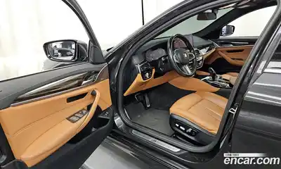 BMW 5-Series 2021 2.0 Автомат в Москве № 211647, миниатюра 3