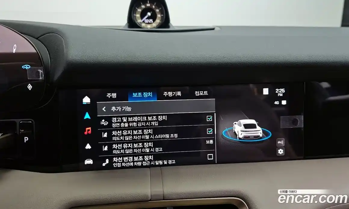 Porsche Taycan 2025 0.2 Автомат в Москве № 212961, фото 18