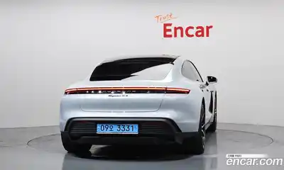 Porsche Taycan 2025 0.2 Автомат в Москве № 212961, миниатюра 4