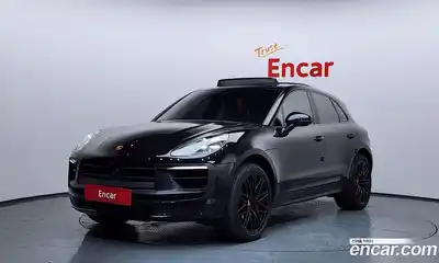 Porsche Macan, 2022