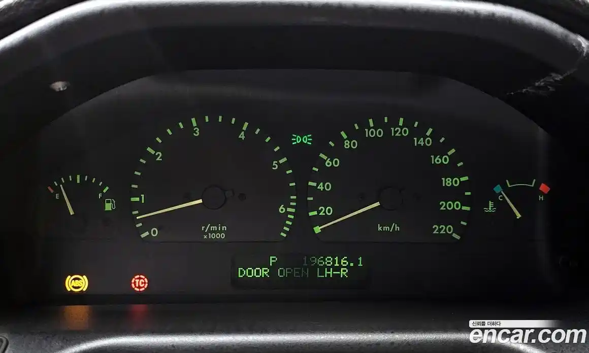 Land Rover Range-Rover 1998 4.0 Автомат в Москве № 213801, фото 8