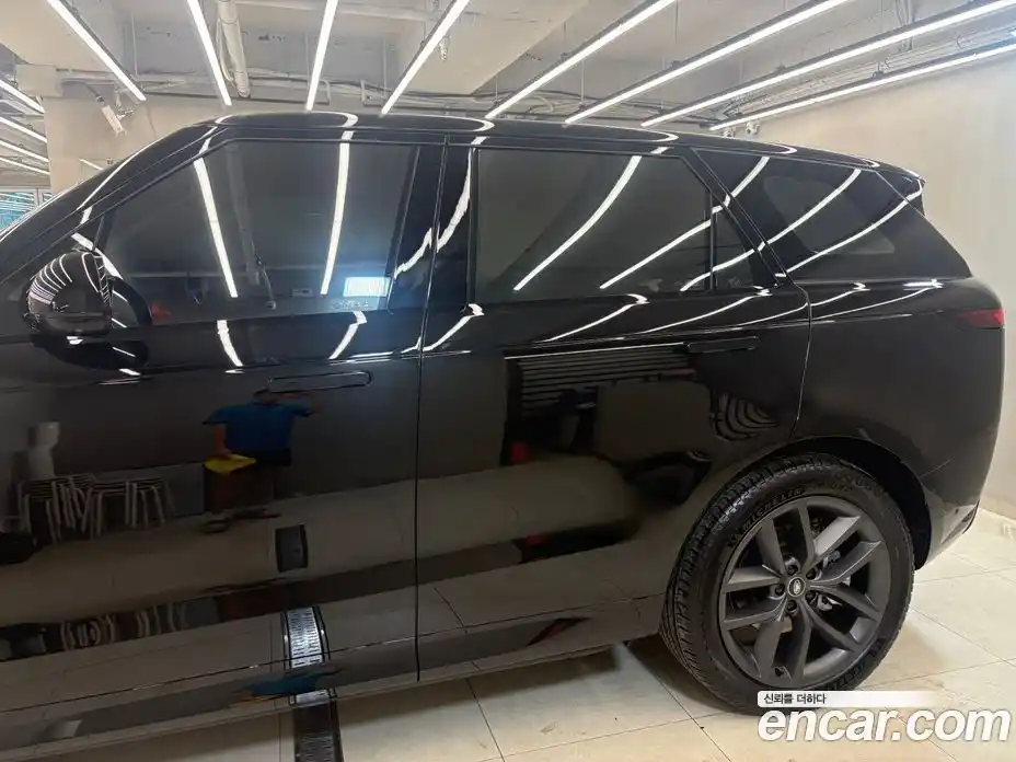Land Rover Range-Rover Sport 2025 3.0 Автомат в Москве № 213902, фото 4
