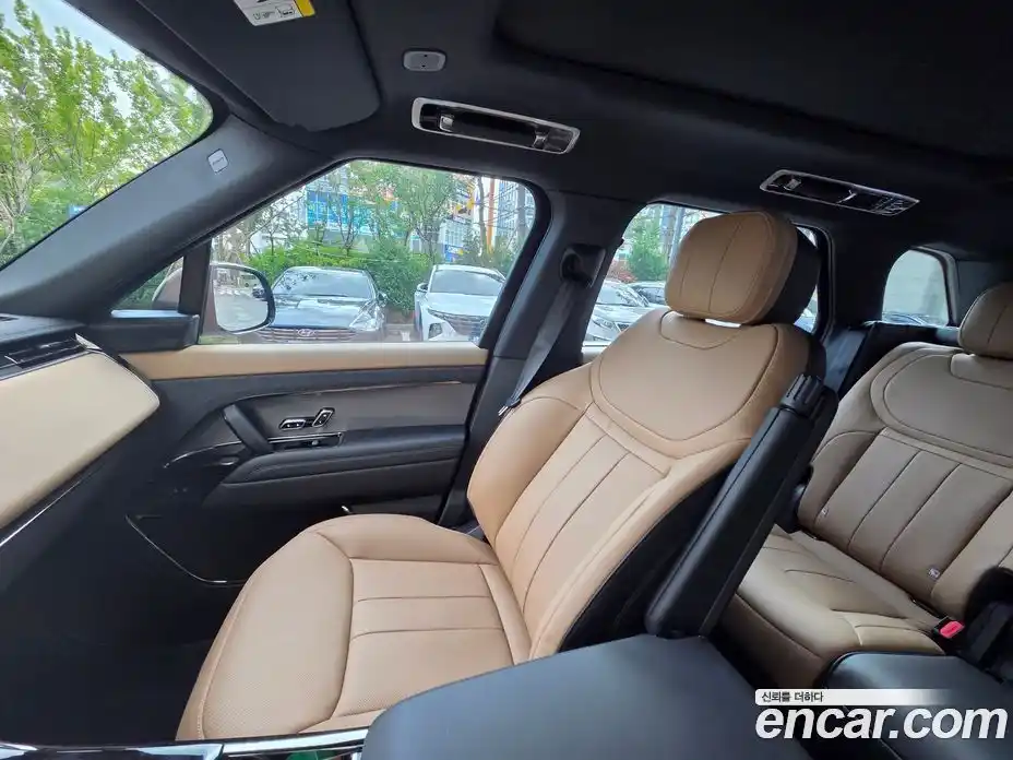 Land Rover Range-Rover Sport 2025 3.0 Автомат в Москве № 213902, фото 8