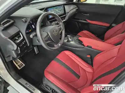 Lexus UX 2025 2.0 Вариатор в Москве № 214747, миниатюра 10