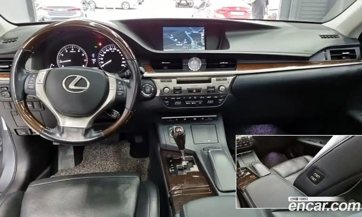 Lexus ES 2015 3.5 Автомат в Москве № 214865, фото 18