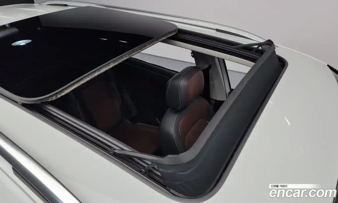 Volkswagen Tiguan 2022 2.0 Автомат в Москве № 214869, фото 16