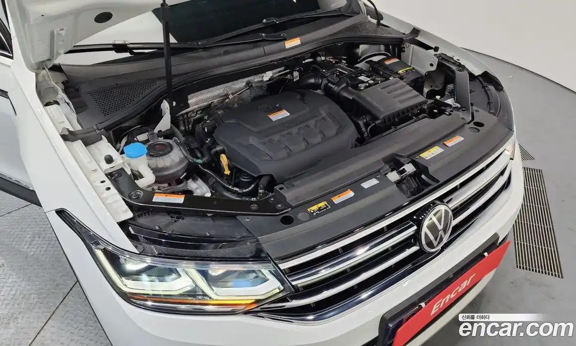 Volkswagen Tiguan 2022 2.0 Автомат в Москве № 214869, фото 20