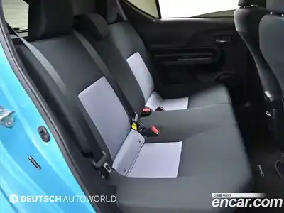Toyota Prius 2018 1.5 Автомат в Москве № 215661, миниатюра 12