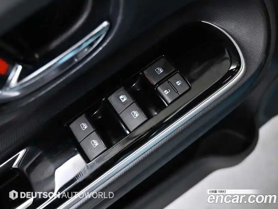 Toyota Prius 2018 1.5 Автомат в Москве № 215661, фото 15