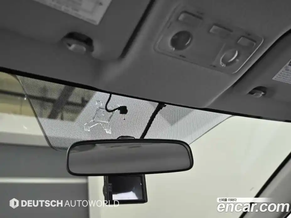 Toyota Prius 2018 1.5 Автомат в Москве № 215661, фото 19