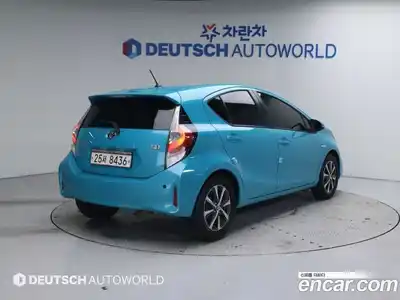 Toyota Prius 2018 1.5 Автомат в Москве № 215661, миниатюра 2