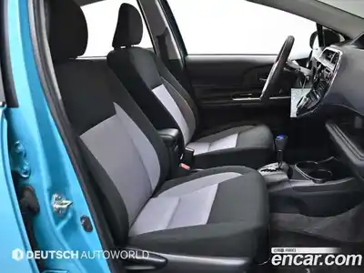 Toyota Prius 2018 1.5 Автомат в Москве № 215661, миниатюра 10
