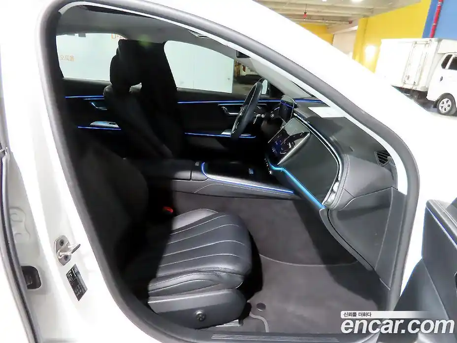 Mercedes-Benz E-Class 2025 2.0 Автомат в Москве № 219194, фото 8