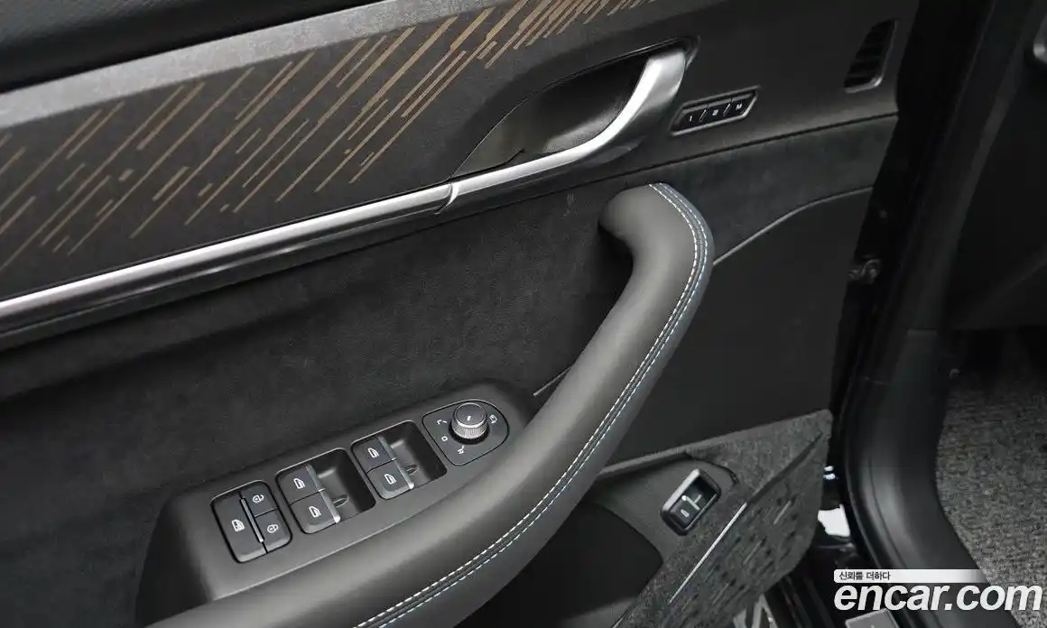 Renault Grand Koleos 2025 1.5 Автомат в Москве № 219997, фото 14